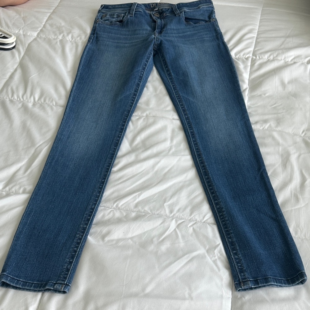DL1961 Women's Straight-Leg Jeans - Medium Blue Wash